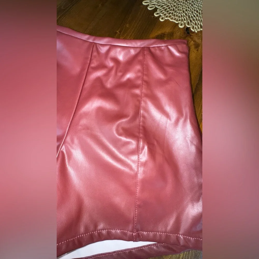 Boutique Faux Leather High-Waist Shorts – Wine/Burgundy – Size S